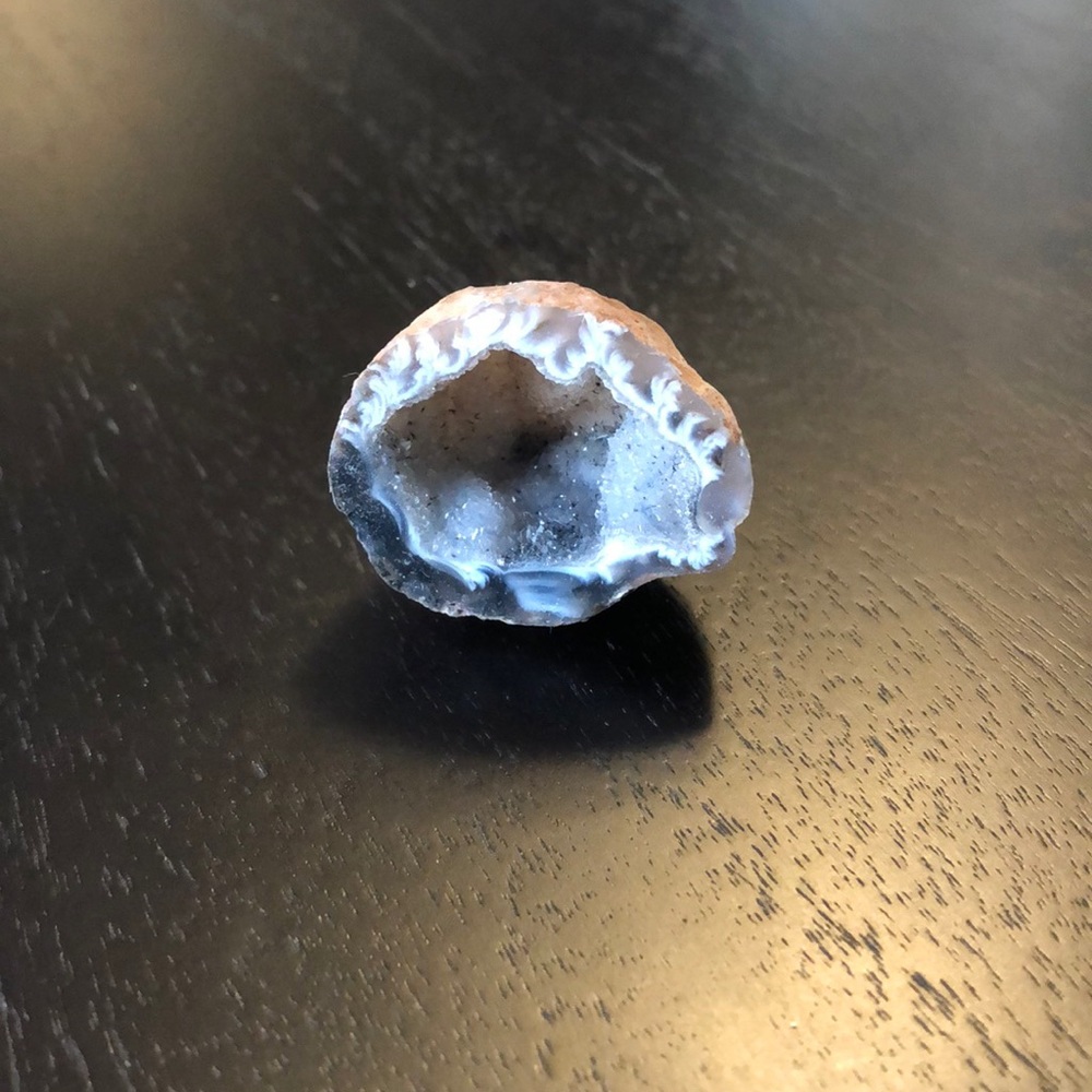 Mini agate quartz geode - Picture 1 of 4